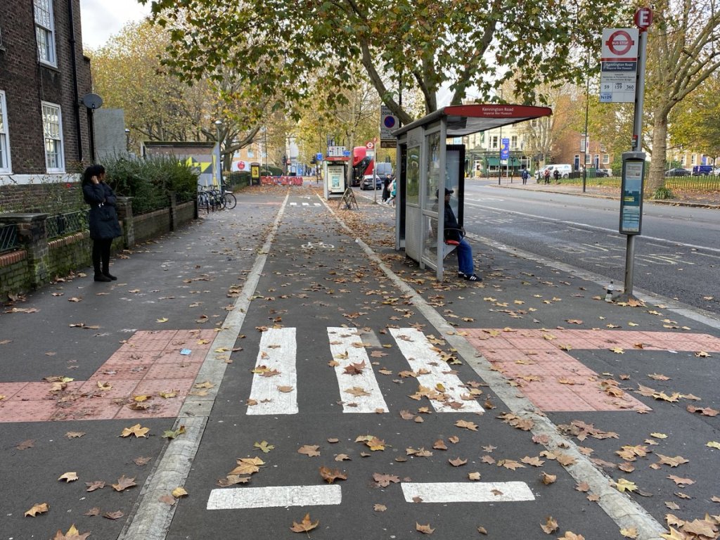 Kennington Rd cycle way